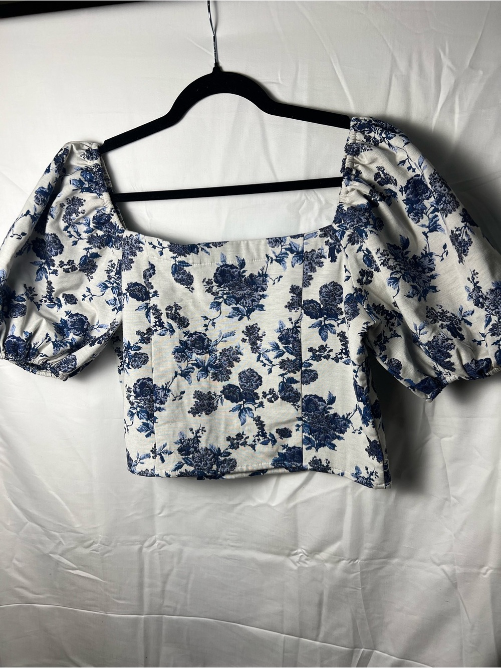Blue Floral Puff-Sleeve Square Neck Crop Top